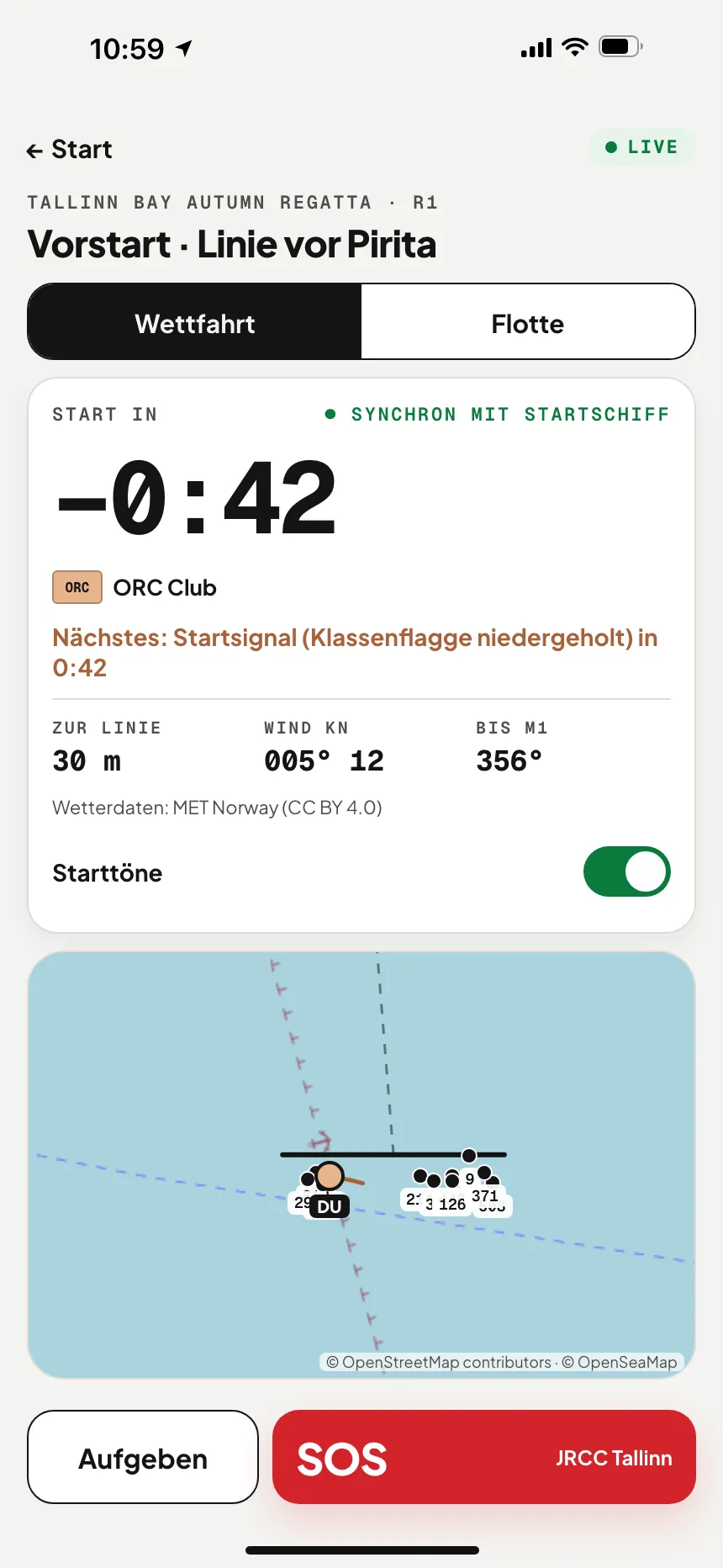 VesselSOS-App, Regattamodus vor dem Start: Countdown bis zum Startsignal, die gesetzten Flaggen, Abstand zur Linie